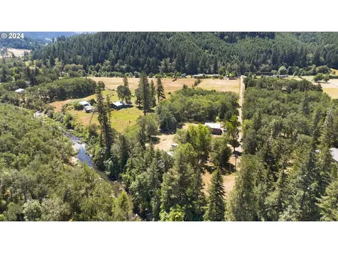 7810 Nonpareil Road Sutherlin OR 97479