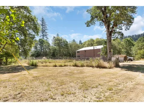7810 Nonpareil Road Sutherlin OR 97479