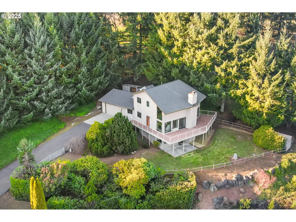 16605 NE Mountain Home Road Sherwood OR 97140