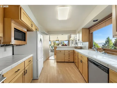 16605 NE Mountain Home Road Sherwood OR 97140