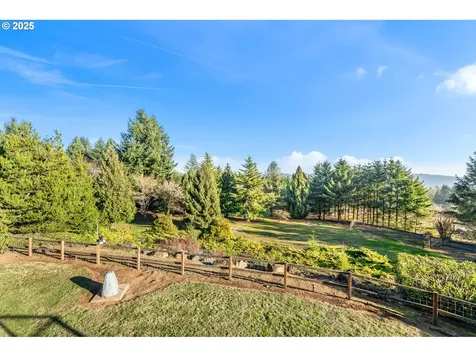16605 NE Mountain Home Road Sherwood OR 97140