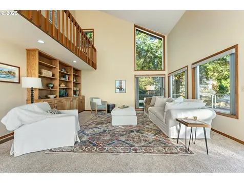16605 NE Mountain Home Road Sherwood OR 97140