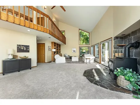 16605 NE Mountain Home Road Sherwood OR 97140