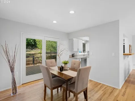 3629 Sw Caldew Street Portland OR 97219