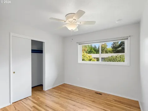 3629 Sw Caldew Street Portland OR 97219