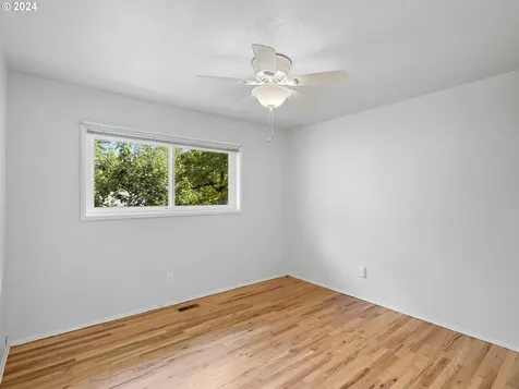 3629 Sw Caldew Street Portland OR 97219