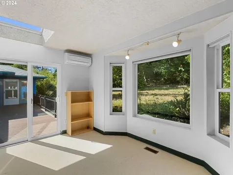 3629 Sw Caldew Street Portland OR 97219
