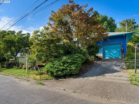 3629 Sw Caldew Street Portland OR 97219