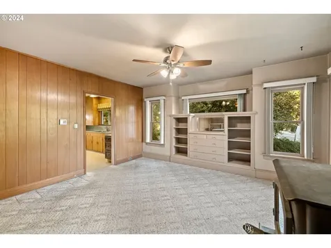 152 S Palatine Hill Road Portland OR 97219