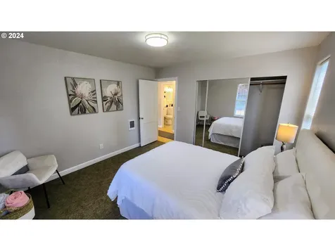 1315 NE 112th Avenue Portland OR 97220