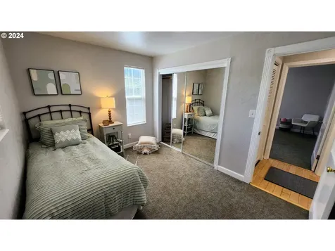 1315 NE 112th Avenue Portland OR 97220