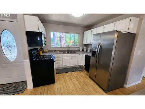 1315 NE 112th Avenue Portland OR 97220