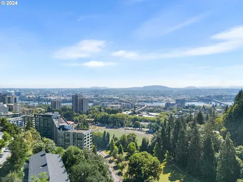872 SW Broadway Drive Portland OR 97201