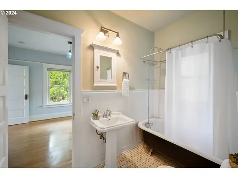 3327 Ne 59th Avenue Portland OR 97213