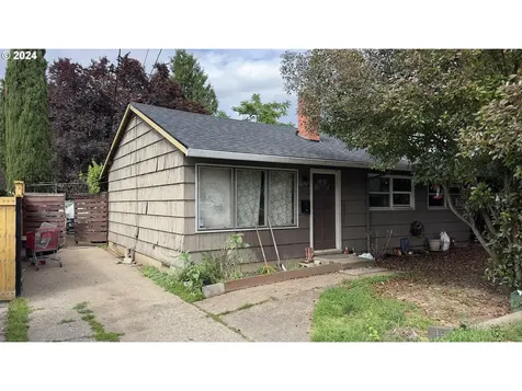 9135 Se Pine Street Portland OR 97216