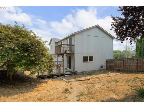 235 SE Lebleu Lane Winston OR 97496