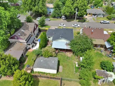 310 E Oak Street Lebanon OR 97355
