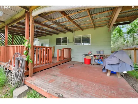 310 E Oak Street Lebanon OR 97355