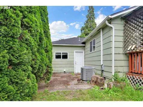 310 E Oak Street Lebanon OR 97355