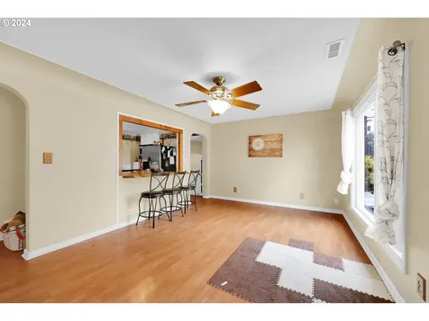310 E Oak Street Lebanon OR 97355