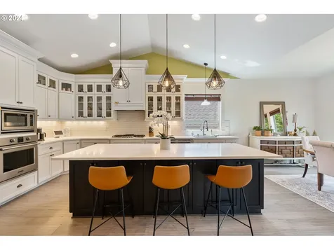 5633 Mount Vernon Street SE Salem OR 97306