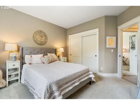 5633 Mount Vernon Street SE Salem OR 97306