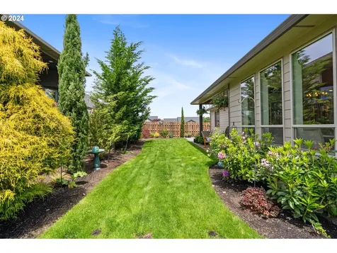 5633 Mount Vernon Street SE Salem OR 97306