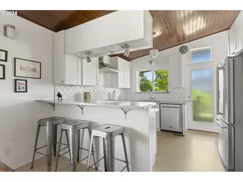 2320 Ne 136th Avenue Portland OR 97230
