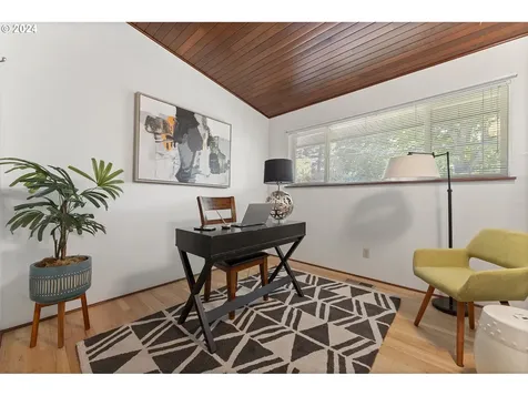 2320 Ne 136th Avenue Portland OR 97230