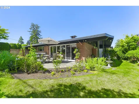 2320 Ne 136th Avenue Portland OR 97230