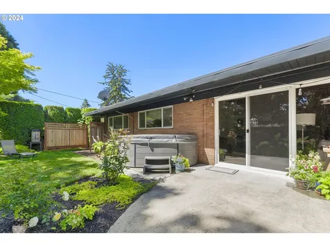2320 Ne 136th Avenue Portland OR 97230