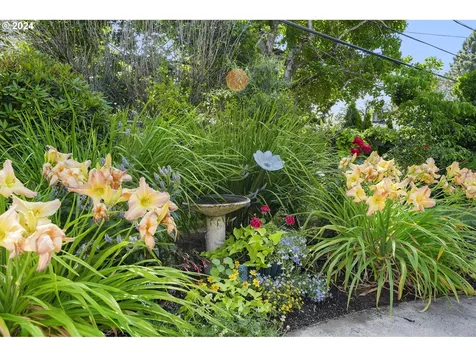 2320 Ne 136th Avenue Portland OR 97230