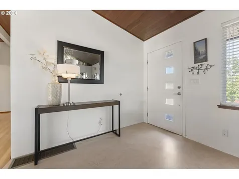 2320 Ne 136th Avenue Portland OR 97230