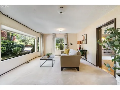 12105 Sw 60th Avenue Portland OR 97219