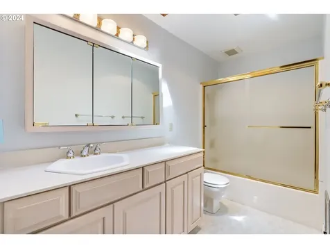 12105 Sw 60th Avenue Portland OR 97219