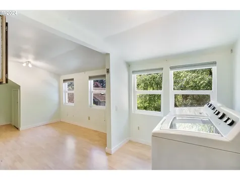 12105 Sw 60th Avenue Portland OR 97219
