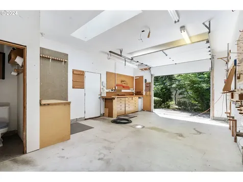 12105 Sw 60th Avenue Portland OR 97219