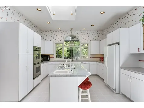 12105 Sw 60th Avenue Portland OR 97219