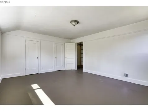 9323 N Bristol Avenue Portland OR 97203