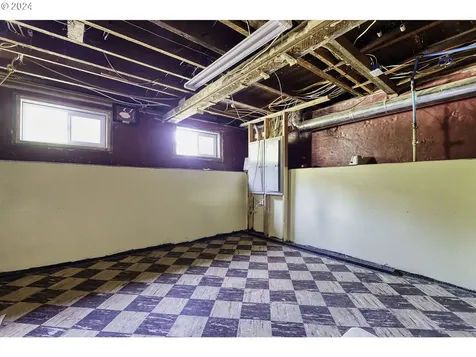 9323 N Bristol Avenue Portland OR 97203