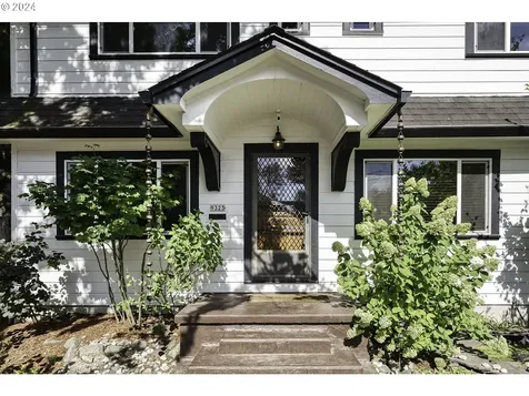 9323 N Bristol Avenue Portland OR 97203
