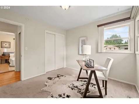 11943 Ne Stanton Street Portland OR 97220