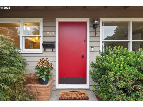 11943 Ne Stanton Street Portland OR 97220