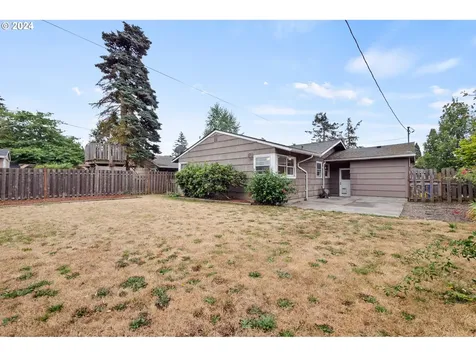 11943 Ne Stanton Street Portland OR 97220
