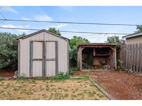 11943 Ne Stanton Street Portland OR 97220