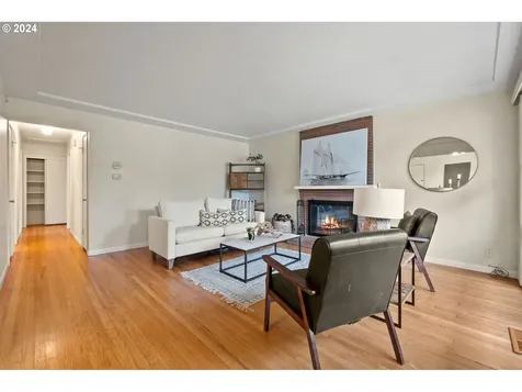 11943 Ne Stanton Street Portland OR 97220