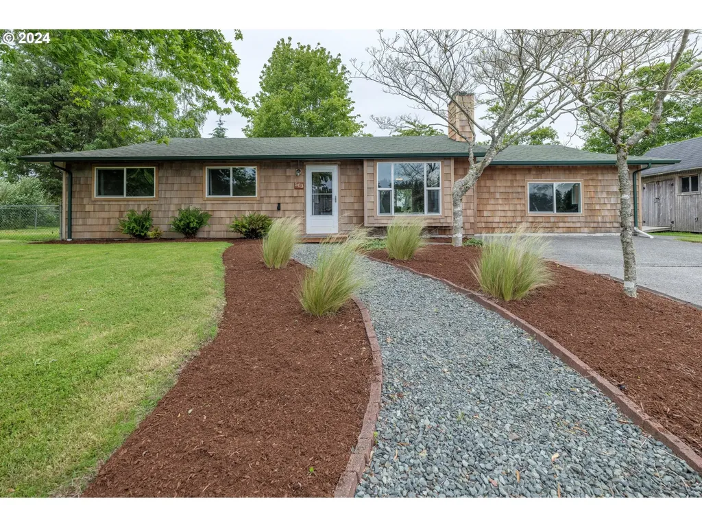 503 Nw 1st Street Warrenton OR 97146