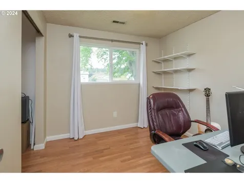 503 Nw 1st Street Warrenton OR 97146