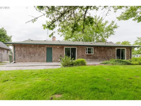 503 Nw 1st Street Warrenton OR 97146
