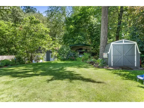 16284 Bonaire Avenue Lake Oswego OR 97035